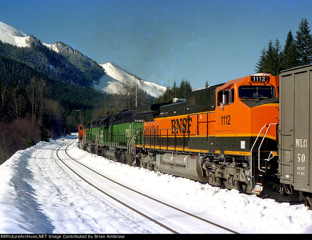 BNSF eng 1112